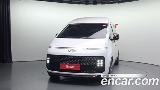 Hyundai Staria лимузин, 2023 3