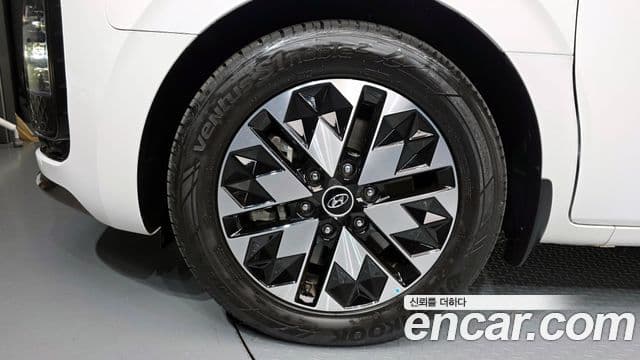 Hyundai Staria лимузин, 2023 все фото