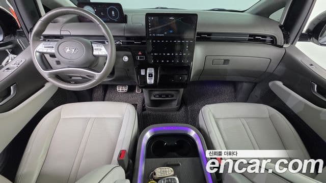 Hyundai Staria лимузин, 2023 7