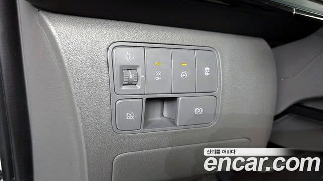 Hyundai Staria лимузин, 2023 11