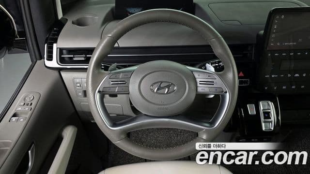 Hyundai Staria лимузин, 2023 14