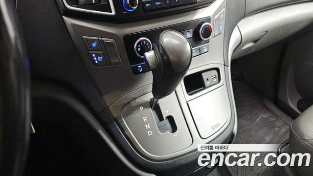 Hyundai The / новый New Grand Starex Modern, 2019 9