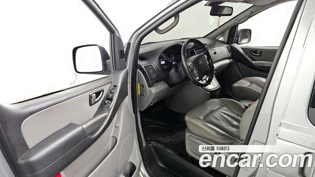 Hyundai The / новый New Grand Starex Modern, 2019 10