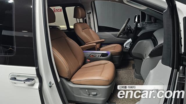 Hyundai Staria Inspiration, 2024 10
