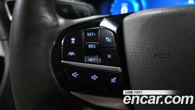 Ford Explorer 6세대 3.0 Platinum 4WD, 2022 17