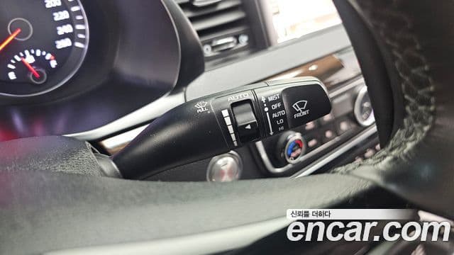 Kia All New K7 3.0 LPI Luxury (арендный автомобиль), 2018 20