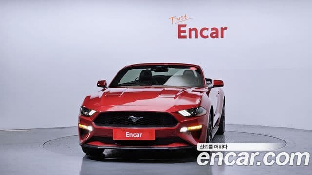 Ford Mustang кабриолет, 2021 3