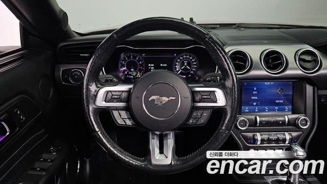 Ford Mustang кабриолет, 2021 13