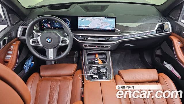 BMW X7 (G07) xDrive 40d M Sport 6인승, 2025 7