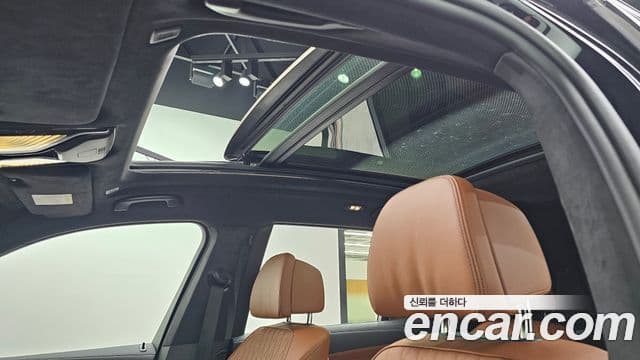 BMW X7 (G07) xDrive 40d M Sport 6인승, 2025 17