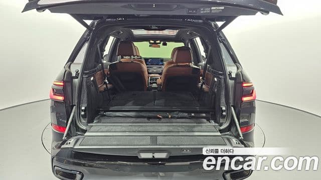 BMW X7 (G07) xDrive 40d M Sport 6인승, 2025 20