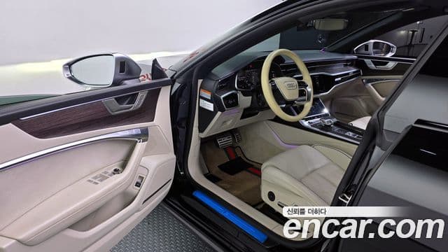 Audi A7 (4K) Premium, 2022 10