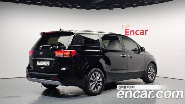 Kia All New Carnival Luxury, 2016 2