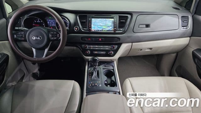 Kia All New Carnival Luxury, 2016 7