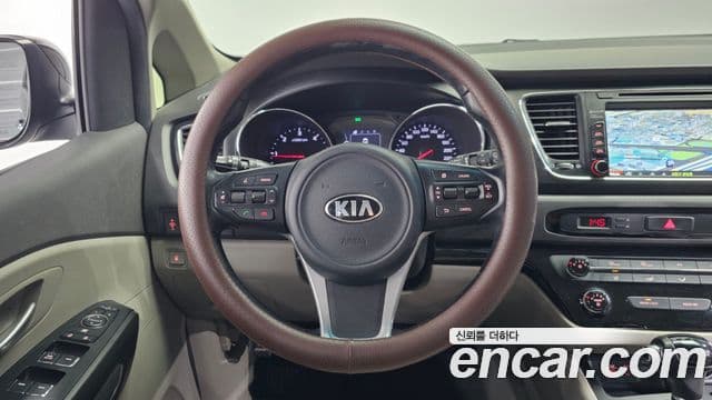 Kia All New Carnival Luxury, 2016 14