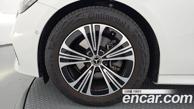 Mercedes-Benz E-класс W214 Avantgarde, 2025 все фото