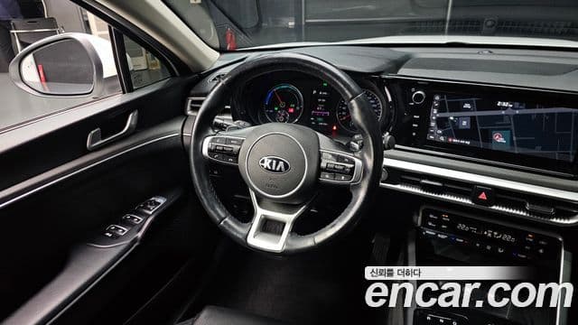 Kia K5 гибрид 3세대 Prestige, 2020 13
