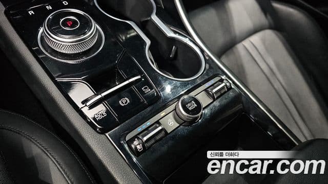 Kia K5 гибрид 3세대 Prestige, 2020 20