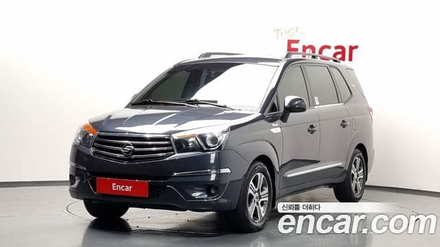 KG모빌리티(SsangYong) Korando 투리스모 4WD GT 9인승, 2014 1