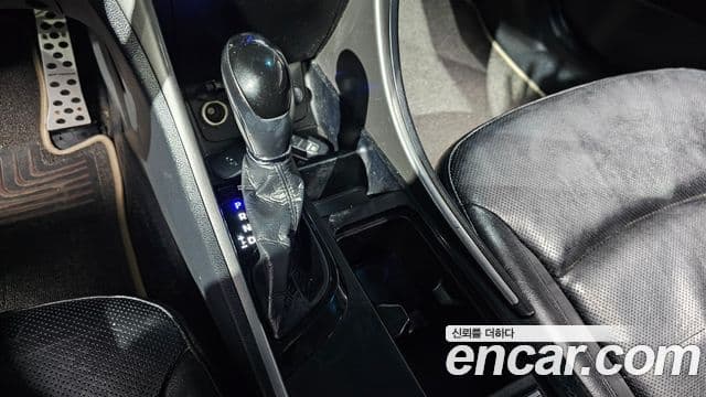 Hyundai YF Sonata LPI top, 2012 9