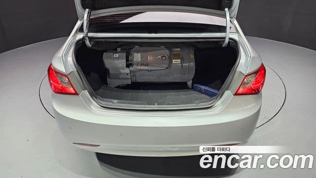 Hyundai YF Sonata LPI top, 2012 20