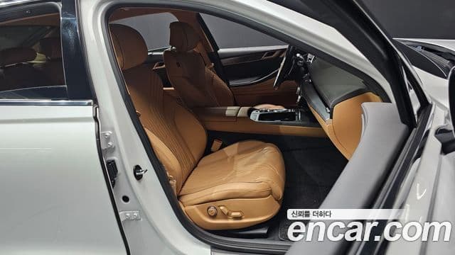 Genesis G80 (RG3) бензин 2.5 турбо AWD, 2022 11