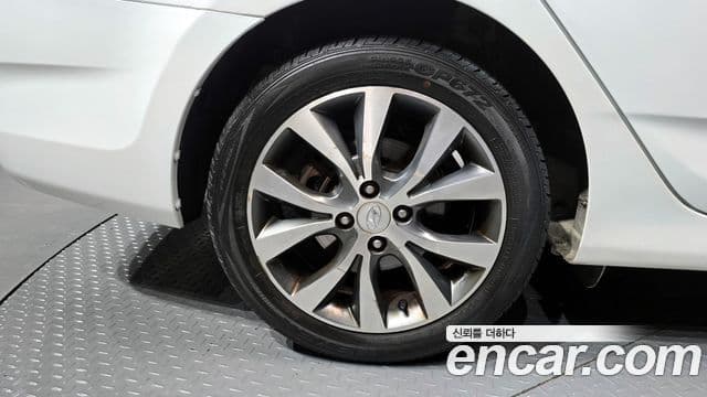 Hyundai Accent(новый кузов / новое поколение) Premium, 2015 все фото