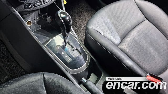 Hyundai Accent(новый кузов / новое поколение) Premium, 2015 9