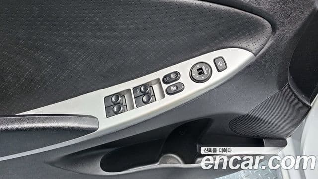 Hyundai Accent(новый кузов / новое поколение) Premium, 2015 17