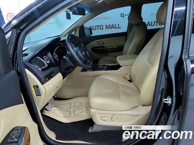 Kia All New Carnival Luxury, 2015 19