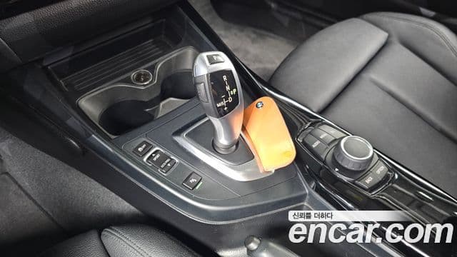 BMW 1시리즈 (F20) 118d Sport 5도어, 2016 9