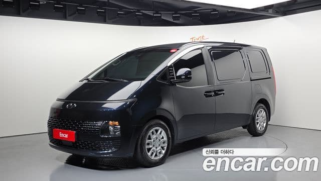 Hyundai Staria Modern, 2022 1