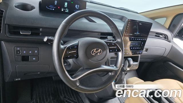 Hyundai Staria Modern, 2022 13