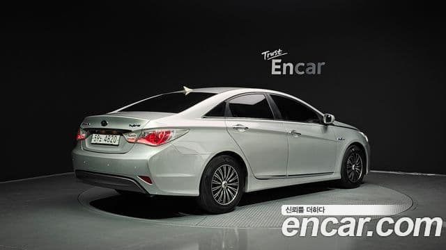 Hyundai Sonata гибрид Premier, 2012 2
