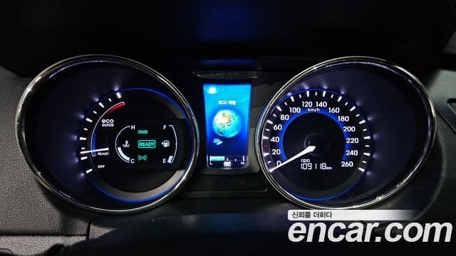 Hyundai Sonata гибрид Premier, 2012 8