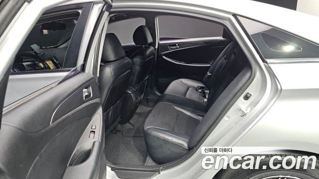 Hyundai Sonata гибрид Premier, 2012 11