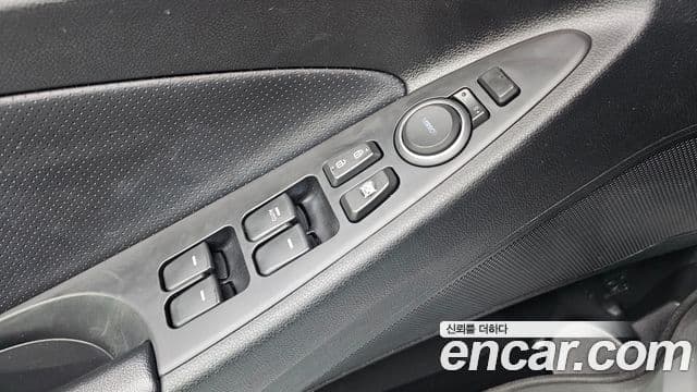 Hyundai Sonata гибрид Premier, 2012 14