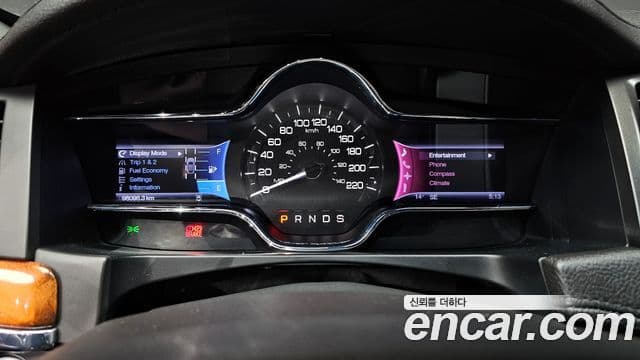 Lincoln New MKS, 2013 8