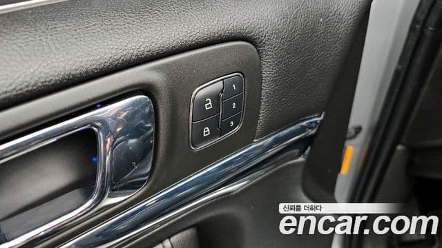 Lincoln New MKS, 2013 17