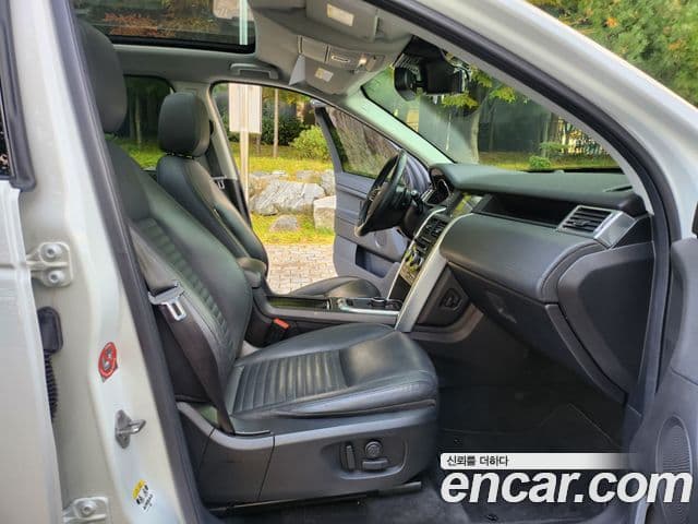 Land Rover Discovery Sport Luxury, 2017 13