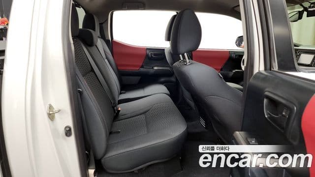 Toyota 타코마, 2017 12