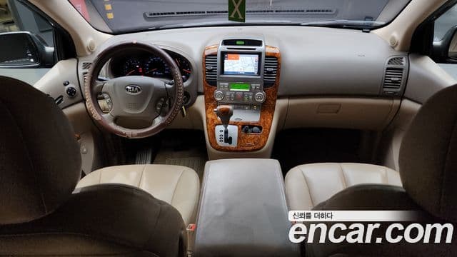 Kia Carnival R Premium, 2013 7