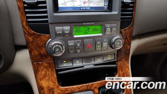 Kia Carnival R Premium, 2013 16