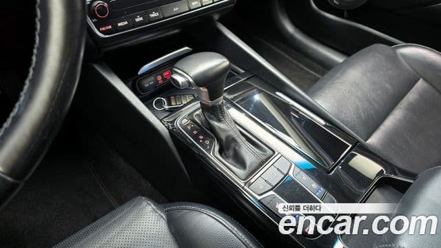 Kia All New K7 3.0 LPI Luxury (арендный автомобиль), 2016 9