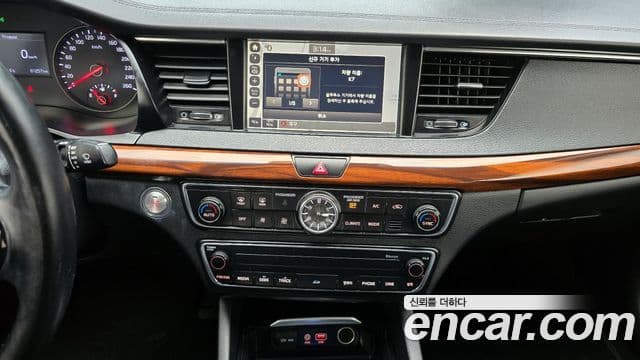 Kia All New K7 3.0 LPI Luxury (арендный автомобиль), 2016 14