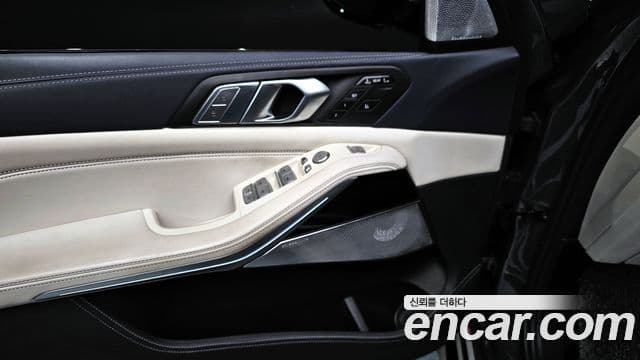 BMW X7 (G07) xDrive 40i M Sport онлайн Exclusive Edition 6인승, 2022 19