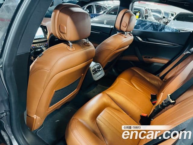 Maserati 기블리 3세대, 2020 12