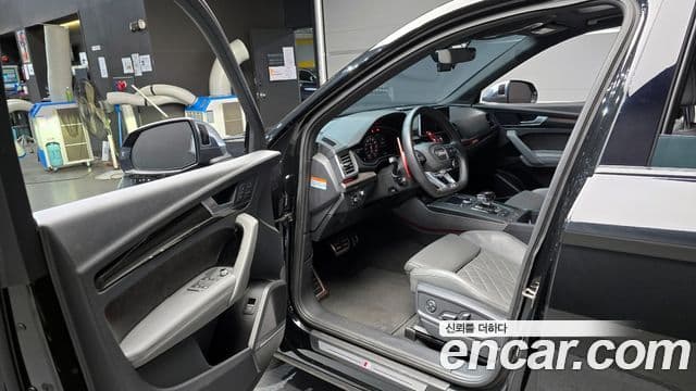 Audi SQ5 (FY), 2020 11