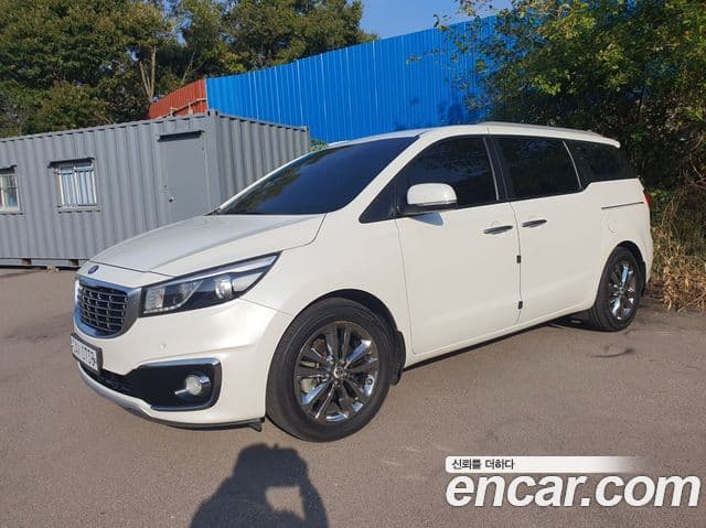 Kia All New Carnival Noblesse, 2016 1
