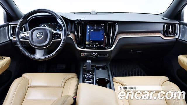 Volvo V60 Cross Country 2세대 B5 Pro AWD, 2021 7